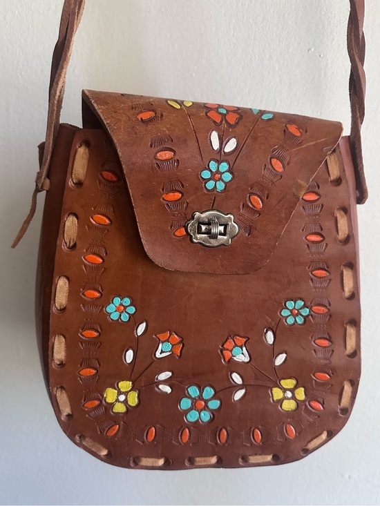 Handbags - VINTAGE Handcrafted Brown Leather Floral Crossbody